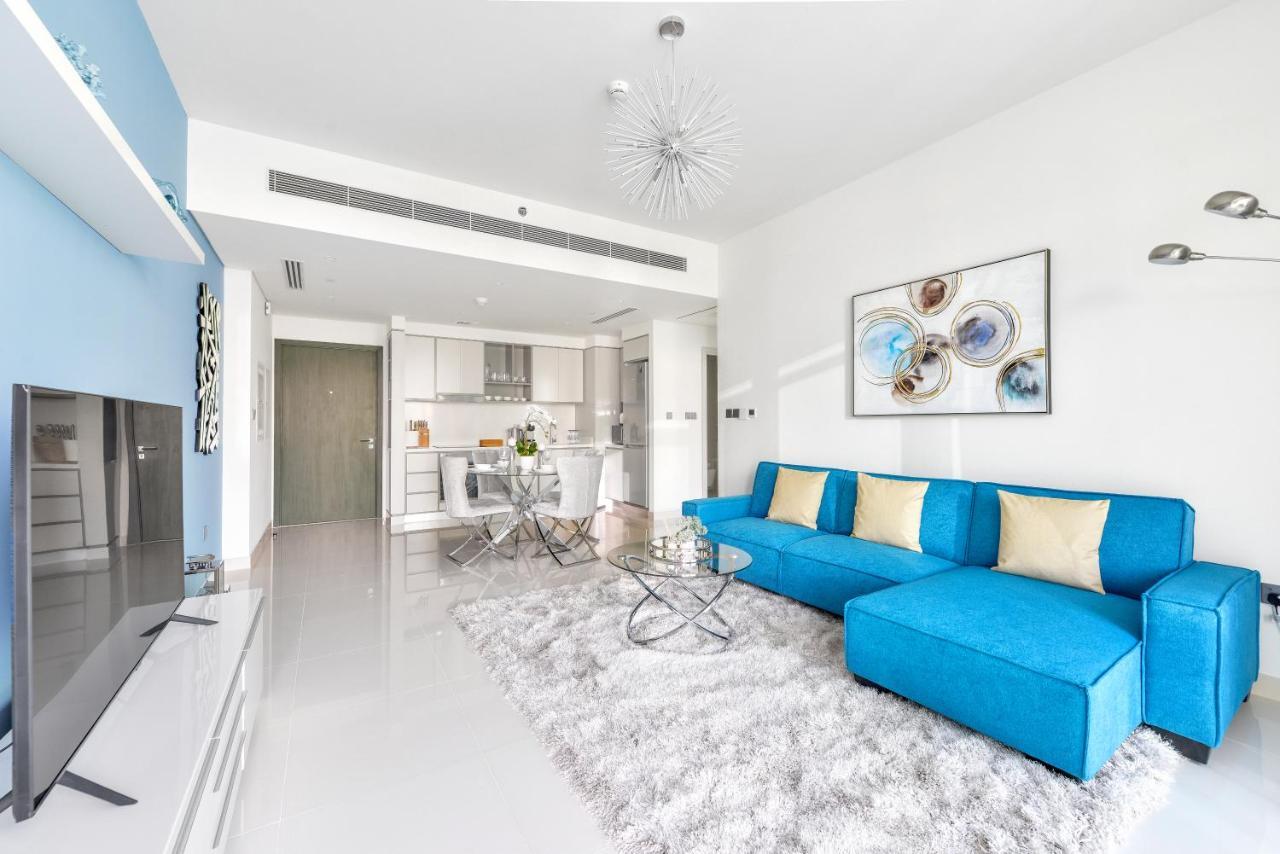 Ultra Luxury Emaar Beachfront - Private Beach And Pool Dubai Exteriör bild