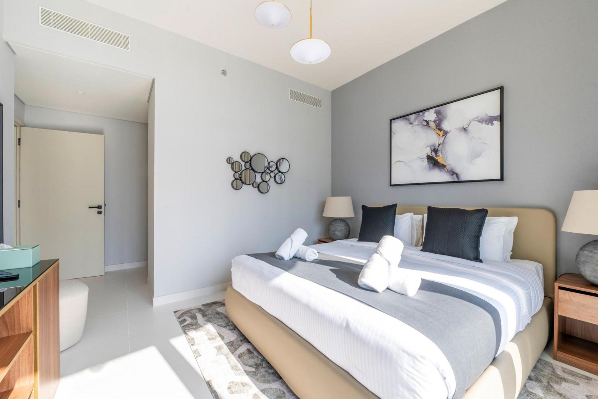 Ultra Luxury Emaar Beachfront - Private Beach And Pool Dubai Exteriör bild