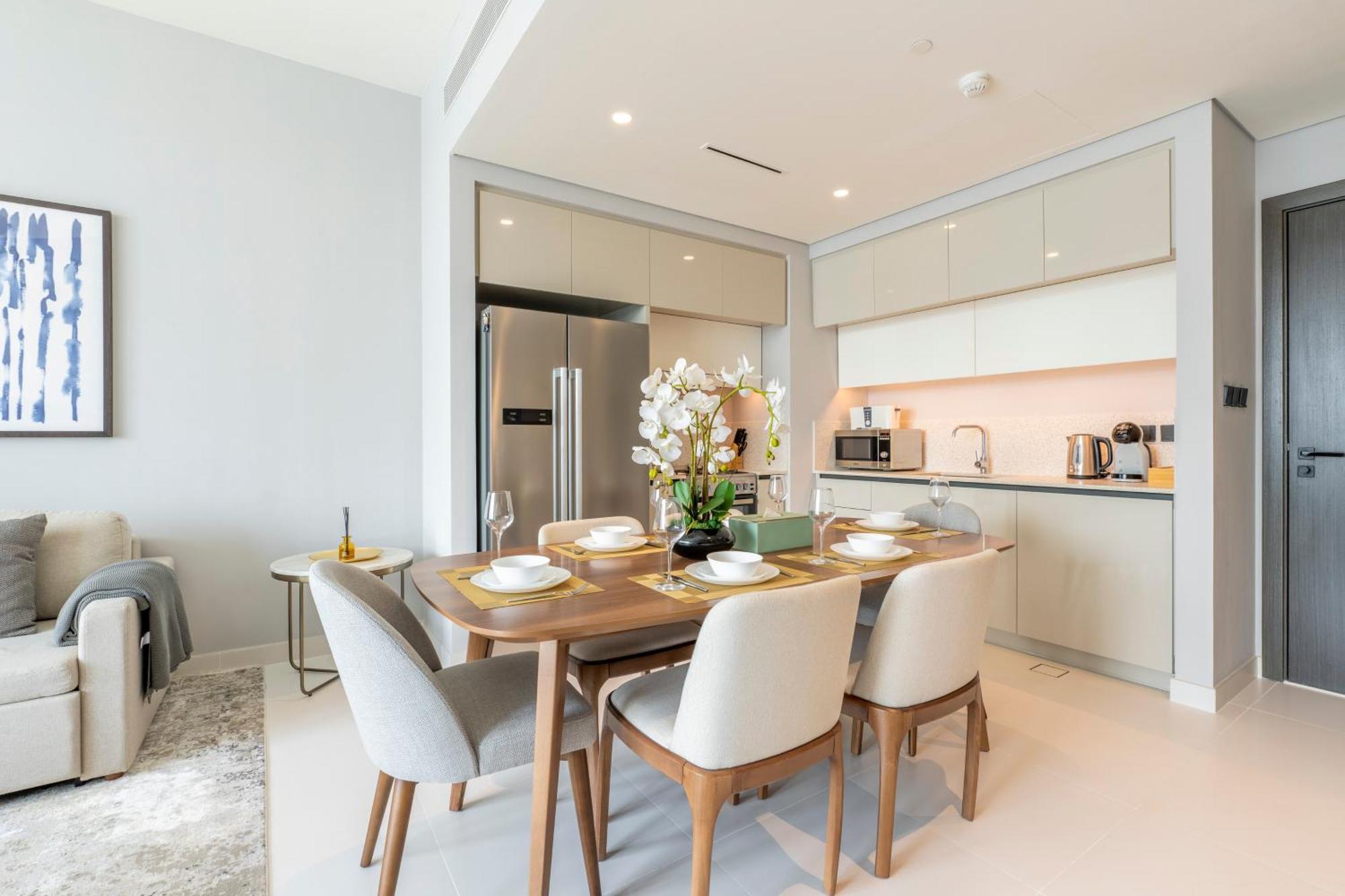 Ultra Luxury Emaar Beachfront - Private Beach And Pool Dubai Exteriör bild